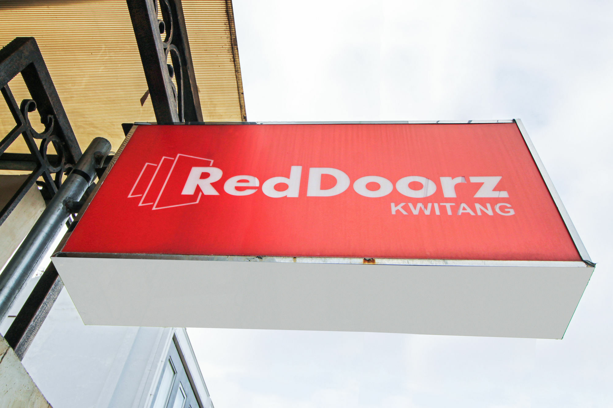 فندق Reddoorz @ Kwitang جاكرتا المظهر الخارجي الصورة